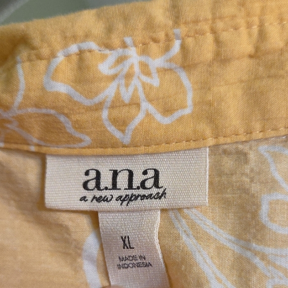 a.n.a Yellow Floral Button Down Shirt - Picture 2 of 7